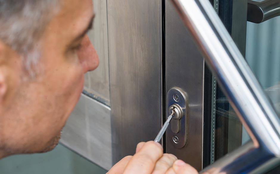 artisan serrurier tarif Levallois-Perret